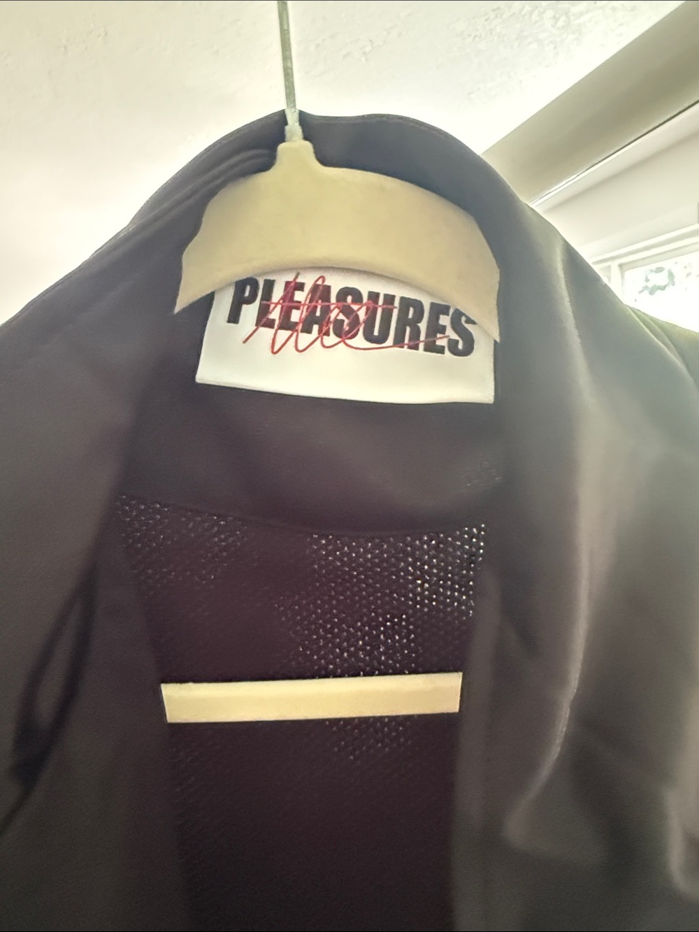 Pleasures Jacket - Picture 3 of 4